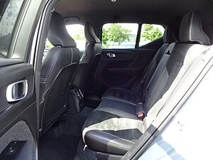 Volvo  T5 R Design Plug-In 2WD AHK ACC HK 20' 360°