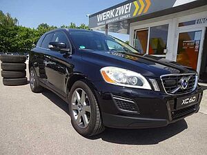 Volvo  D5 Summum AWD AT AHK ACC PANO BLIS