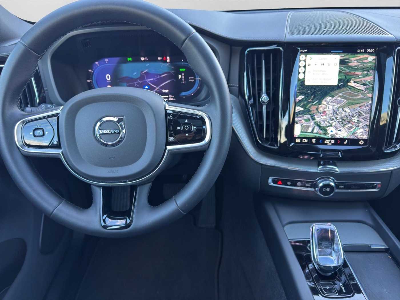 Volvo  T8 Plug-In Hybrid AWD Ultimate Dark Recharge / VFW