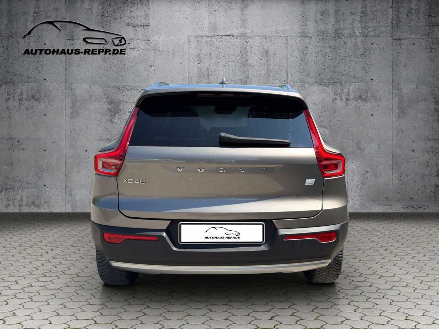Volvo  T5 Inscription Expression Recharge Plug-In Hybrid
