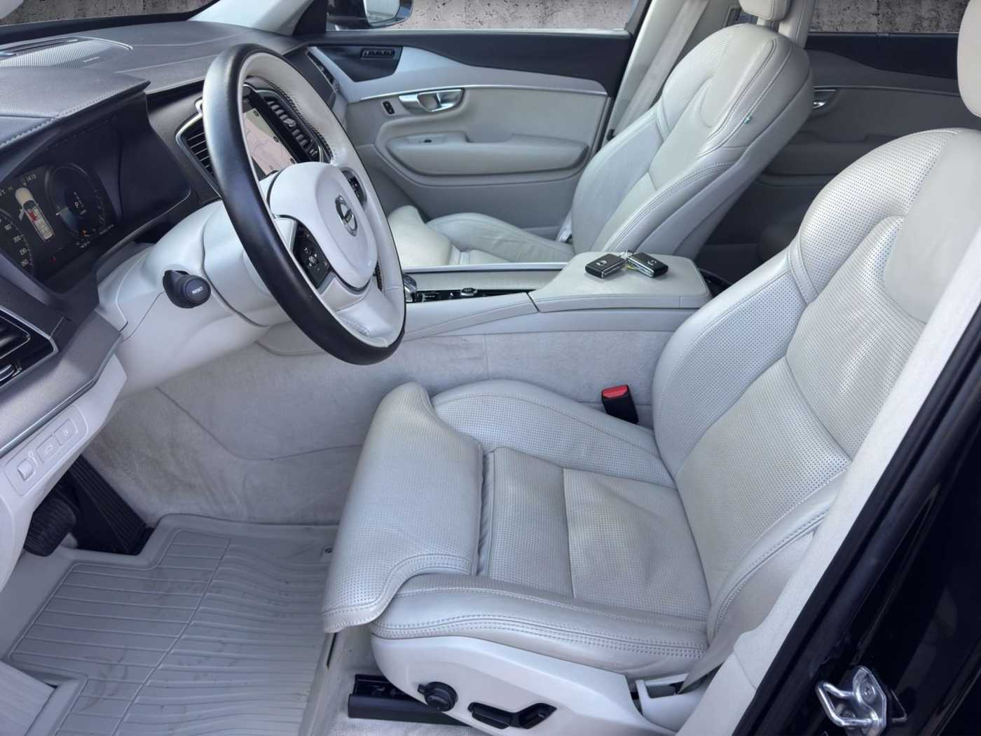 Volvo  T8 Twin Engine Inscription AWD / Plug-In Hybrid