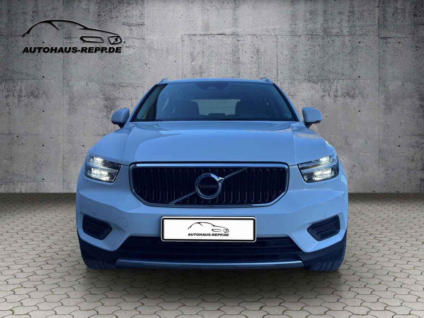 Volvo  T3 Momentum Pro *Winter- & Parkassistenz-Paket