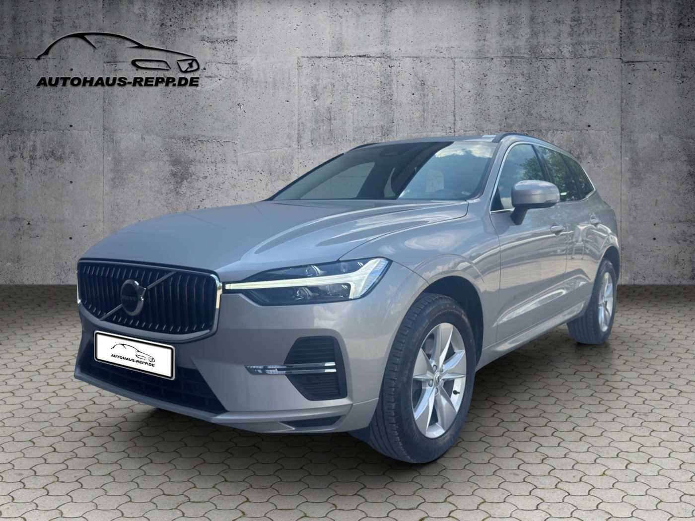 Volvo  B4 Mild-Hybrid DIESEL Momentum Pro