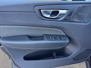 Volvo  T8 Plug-In Hybrid AWD Ultimate Dark Recharge / VFW