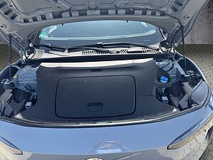 Volvo  Single Motor Extended Range Plus Pure Electric