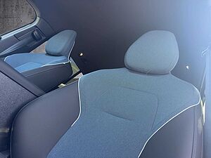 Volvo  Single Motor Extended Range Plus Pure Electric