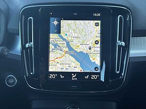 Volvo  T3 Momentum Pro *Winter- & Parkassistenz-Paket