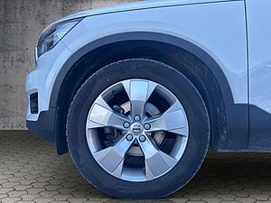 Volvo  T3 Momentum Pro *Winter- & Parkassistenz-Paket