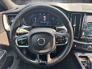 Volvo  T6 AWD R-Design Recharge Plug-In Hybrid