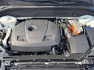 Volvo  T6 AWD R-Design Recharge Plug-In Hybrid