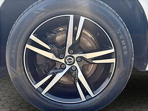Volvo  T6 AWD R-Design Recharge Plug-In Hybrid