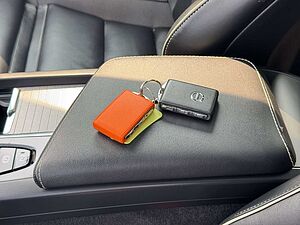 Volvo  T6 AWD R-Design Recharge Plug-In Hybrid
