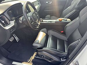 Volvo  T6 AWD R-Design Recharge Plug-In Hybrid
