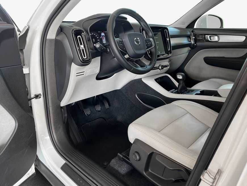 Volvo  Momentum