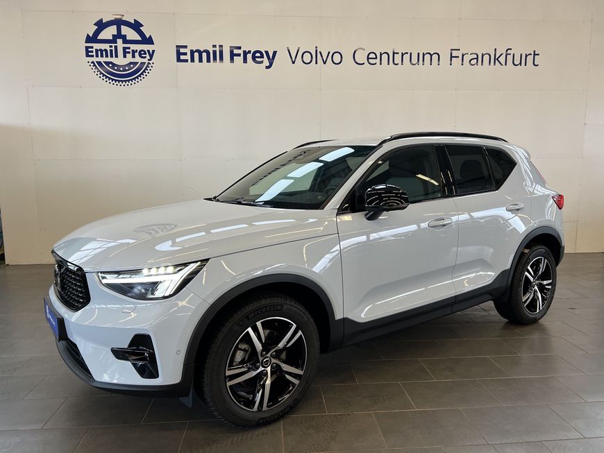 Volvo  Plus Dark