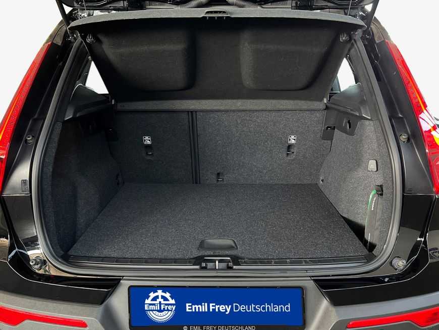 Volvo  Momentum Core