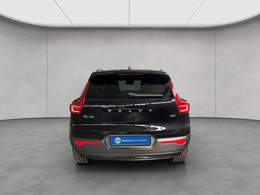Volvo  Plus Dark