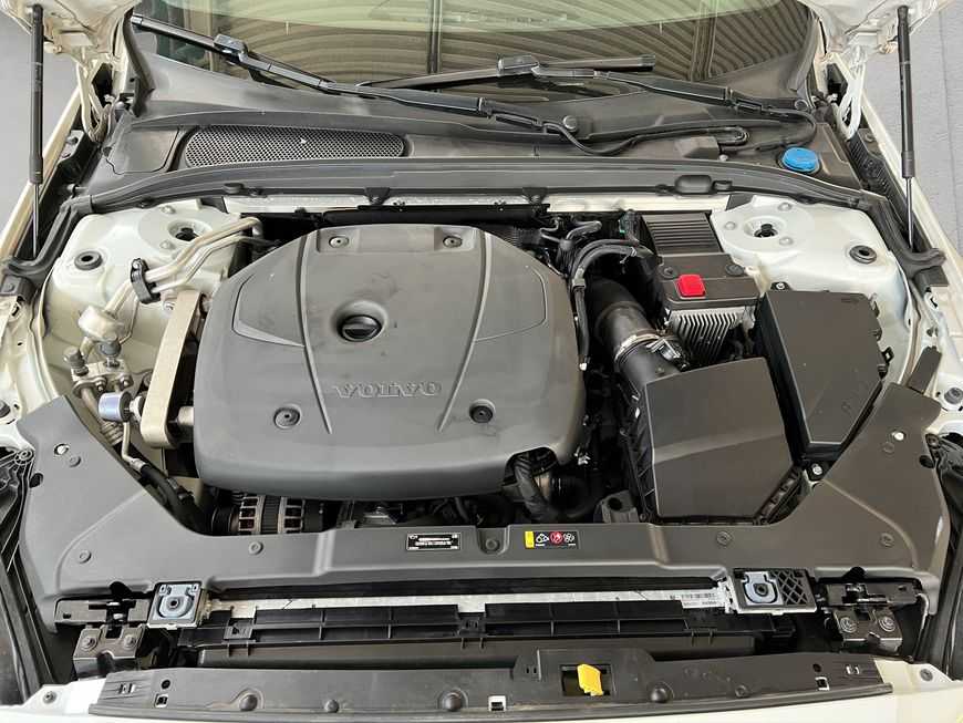 Volvo  T4  Aut PilotAssist BLIS Kamera Navi Voll-LED