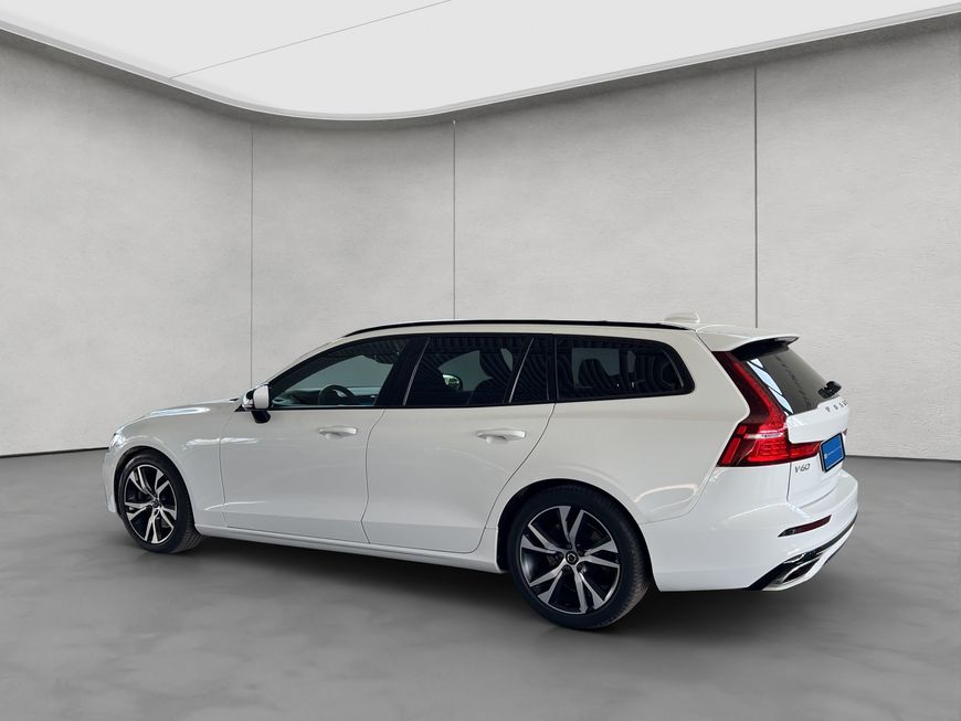 Volvo  T4  Aut PilotAssist BLIS Kamera Navi Voll-LED