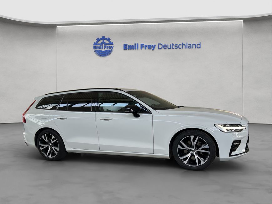 Volvo  T4  Aut PilotAssist BLIS Kamera Navi Voll-LED