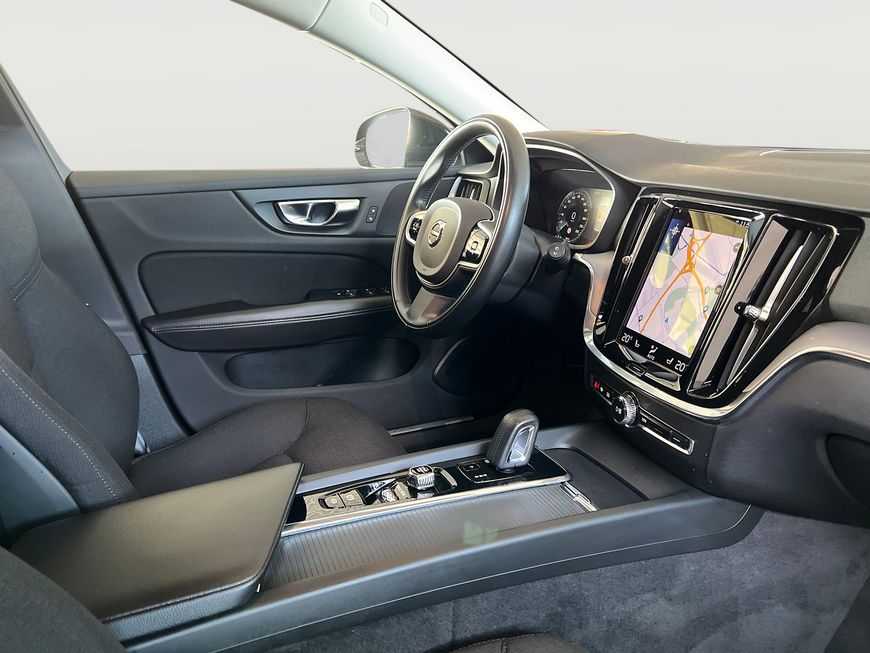 Volvo  Momentum Pro