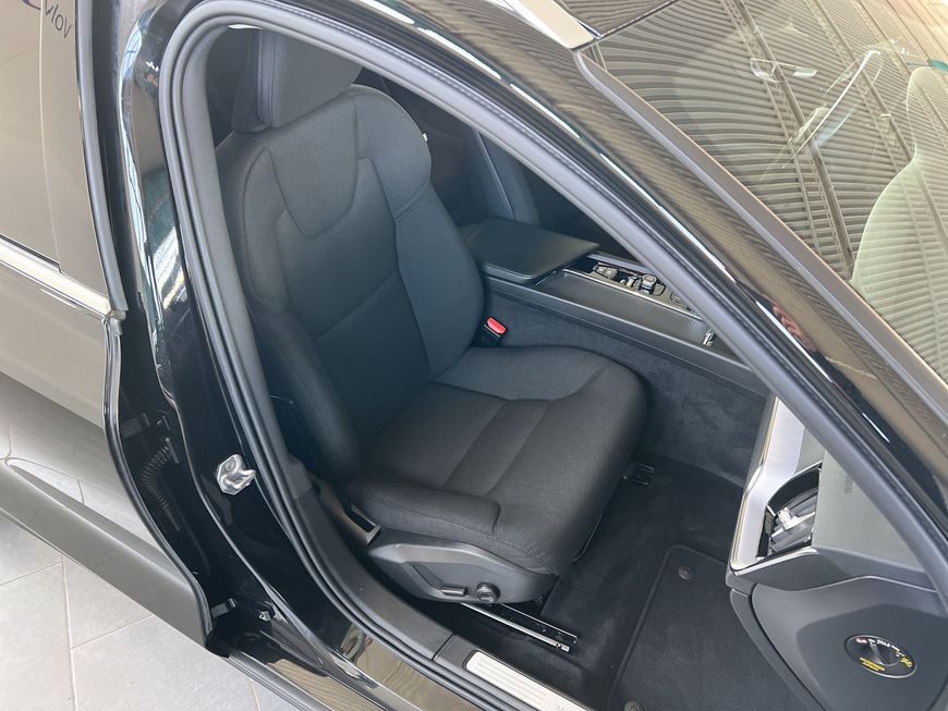 Volvo  Momentum Pro