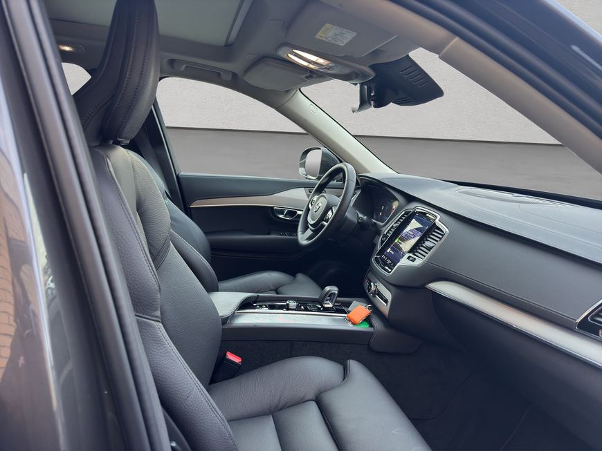 Volvo  Plus Bright