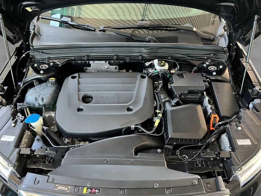Volvo  Momentum Pro
