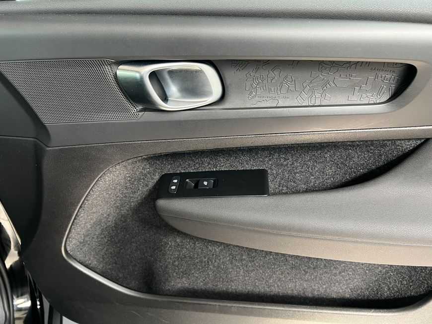 Volvo  Momentum Core