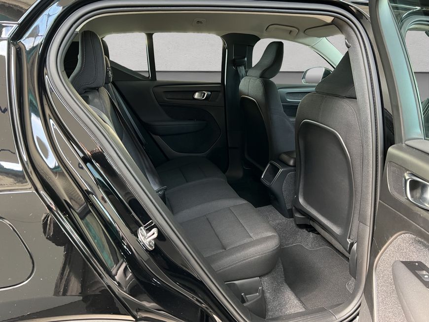 Volvo  Momentum Core