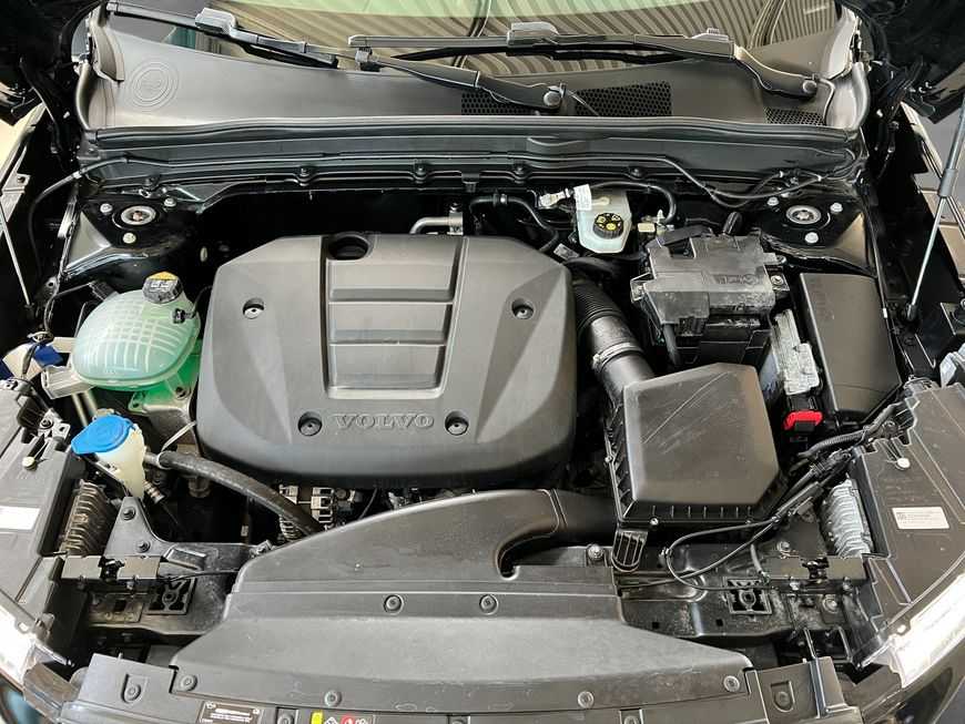 Volvo  Momentum Core