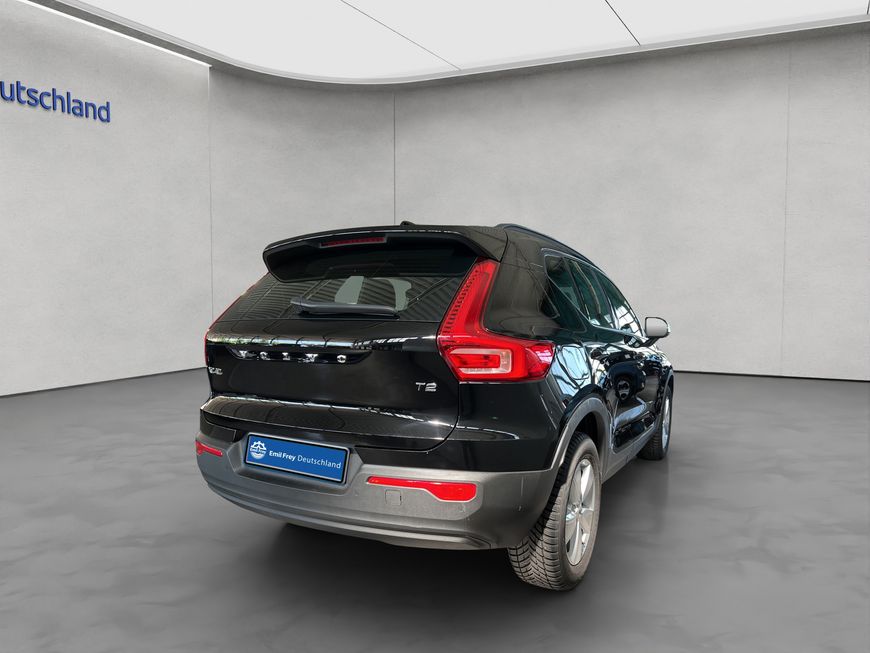Volvo  Momentum Core