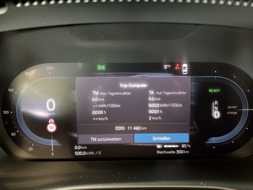 Volvo  Electric