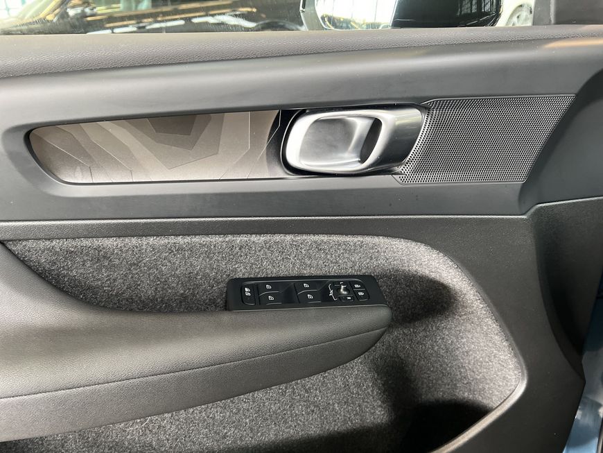 Volvo  Electric