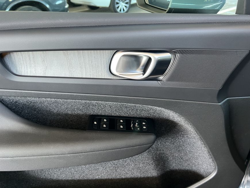 Volvo  T4 Recharge  DKG Leder Navi LED Kamera