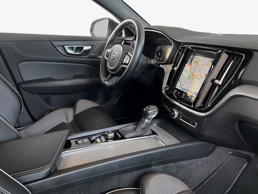Volvo  T4  Aut Glasd PilotAssist BLIS Navi