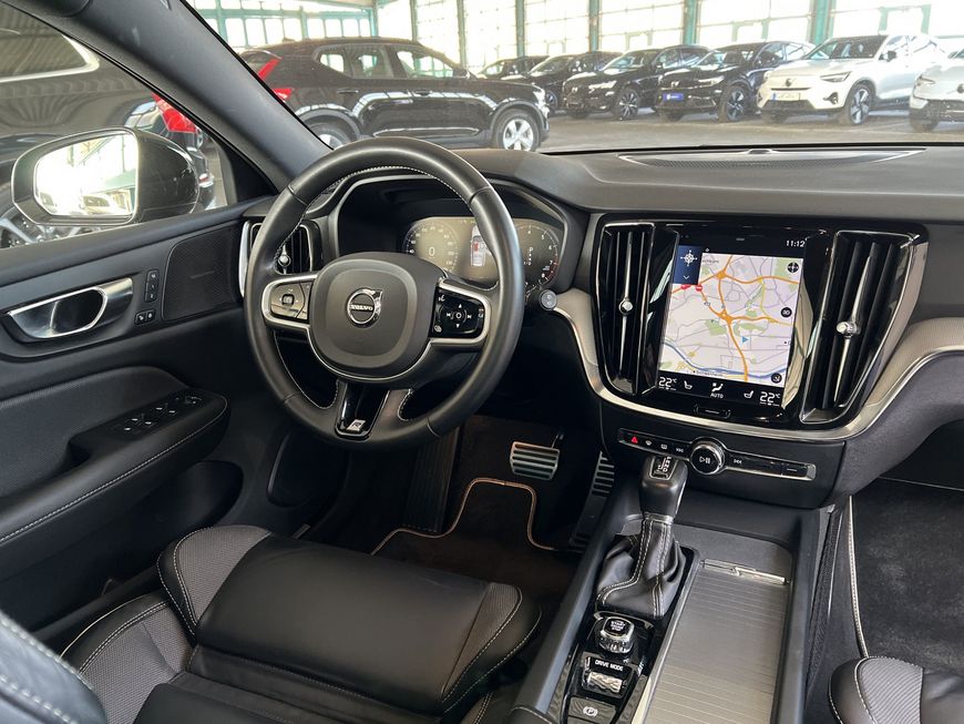 Volvo  T4  Aut Glasd PilotAssist BLIS Navi