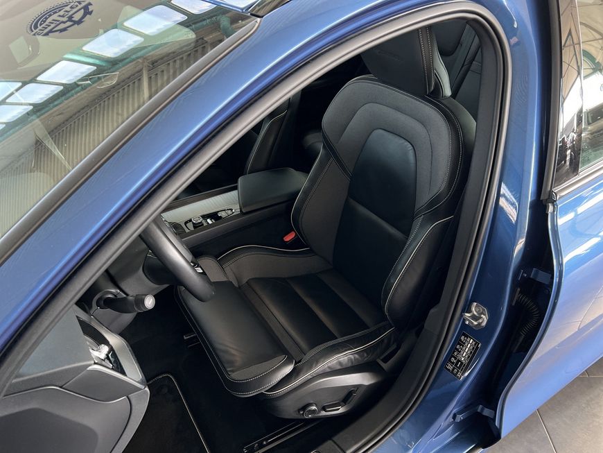 Volvo  T4  Aut Glasd PilotAssist BLIS Navi