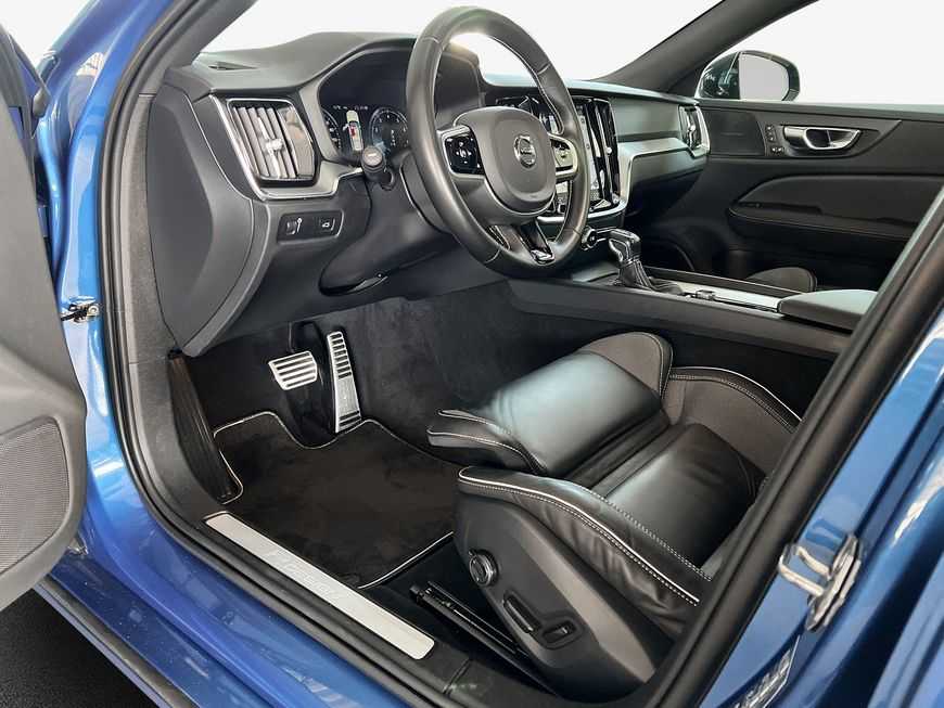 Volvo  T4  Aut Glasd PilotAssist BLIS Navi