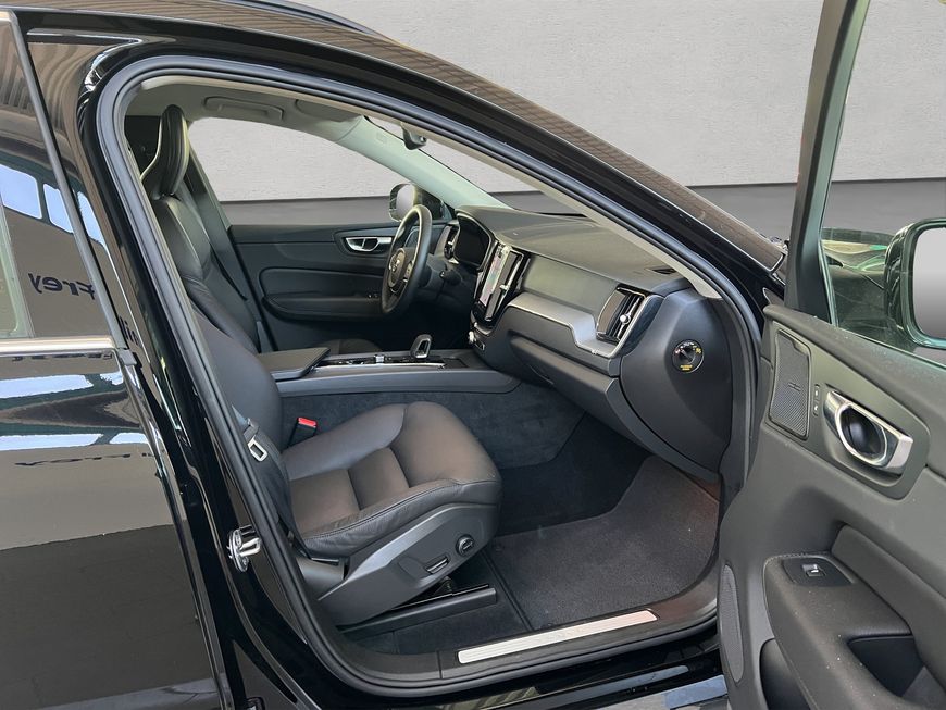 Volvo  Momentum Pro