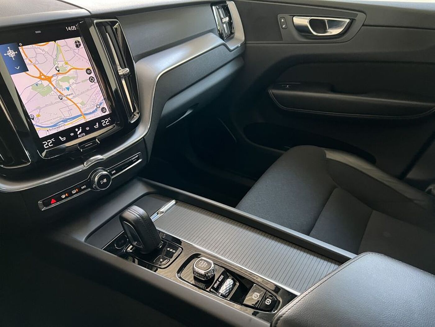 Volvo  Momentum Pro