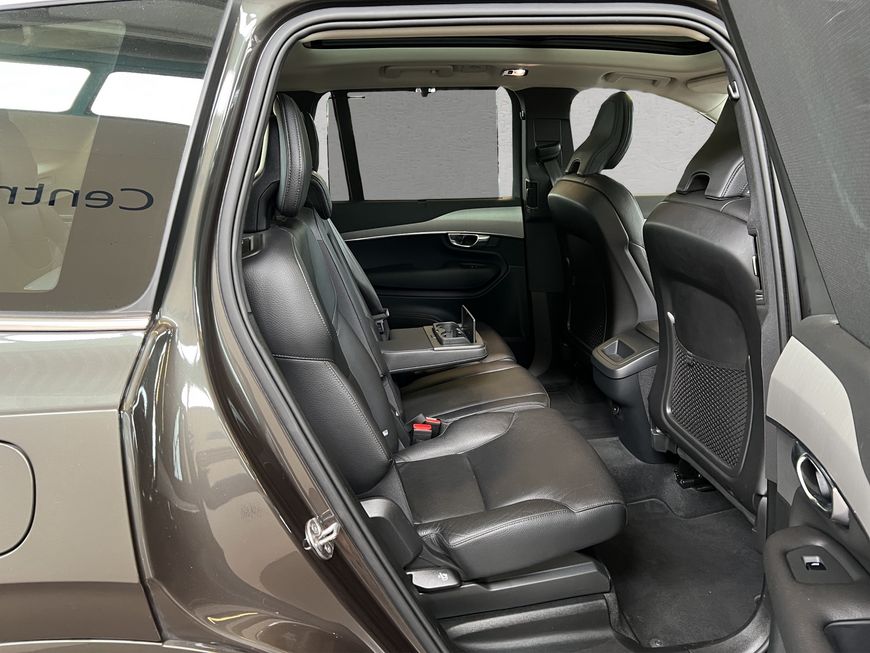 Volvo  Momentum Pro
