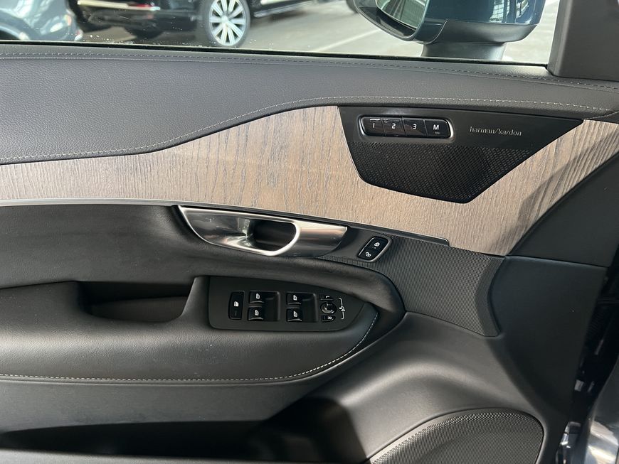 Volvo  Inscription Edition