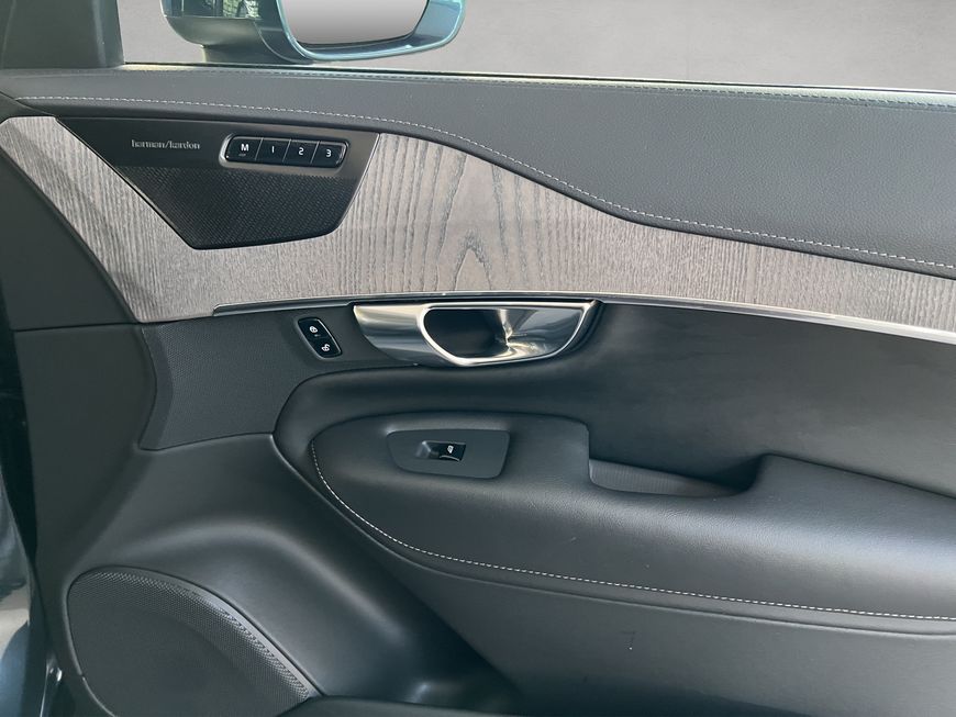 Volvo  Inscription Edition