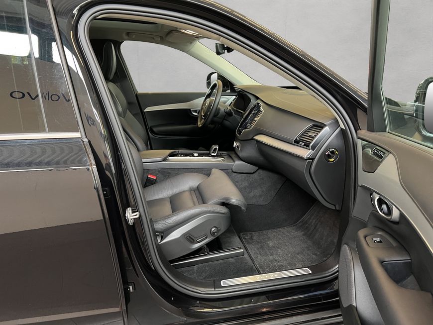Volvo  Plus Bright