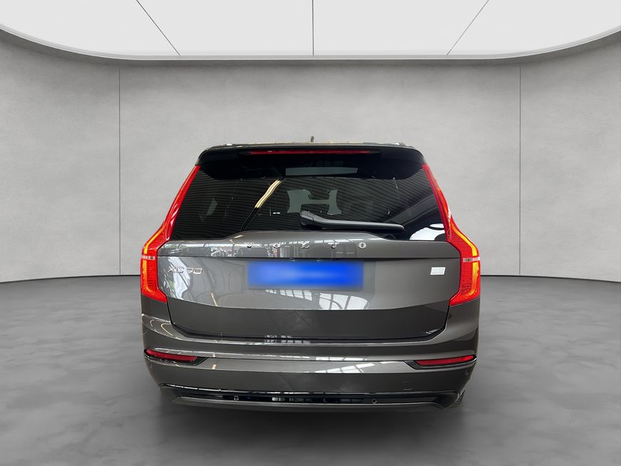 Volvo  Plus Dark
