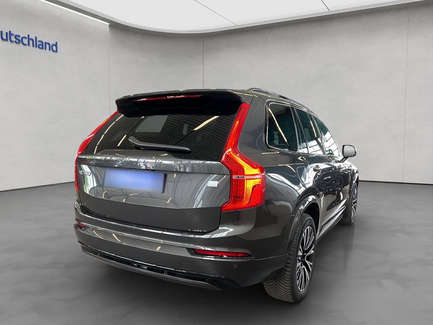 Volvo  Plus Dark