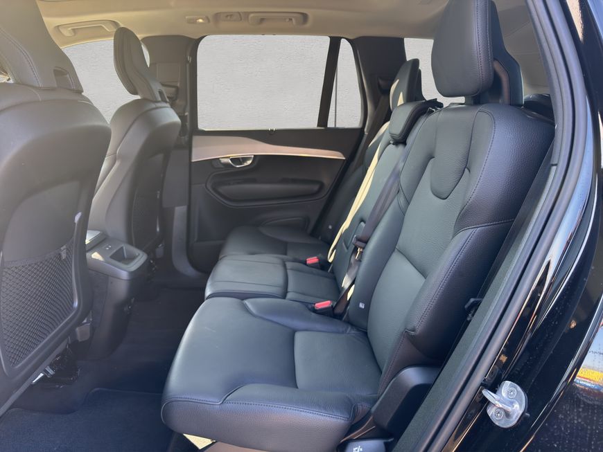 Volvo  Plus Bright