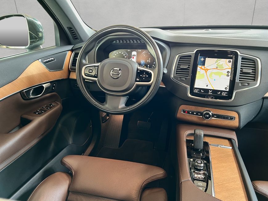 Volvo  Momentum Pro
