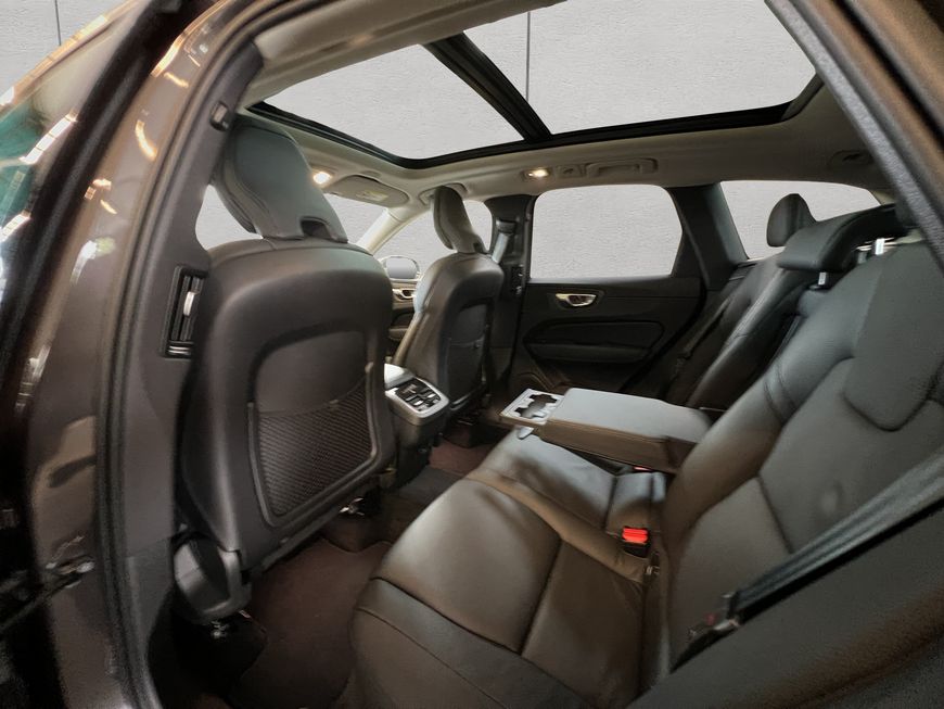 Volvo  Ultimate Bright